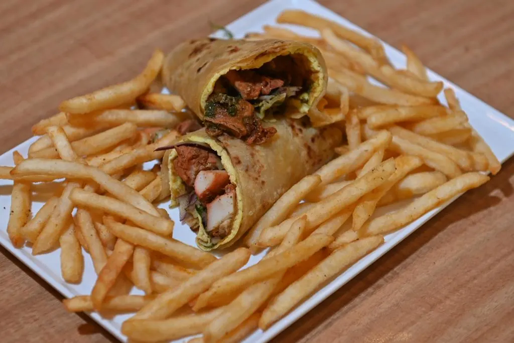 Chicken Tikka Roll & Masala Fries